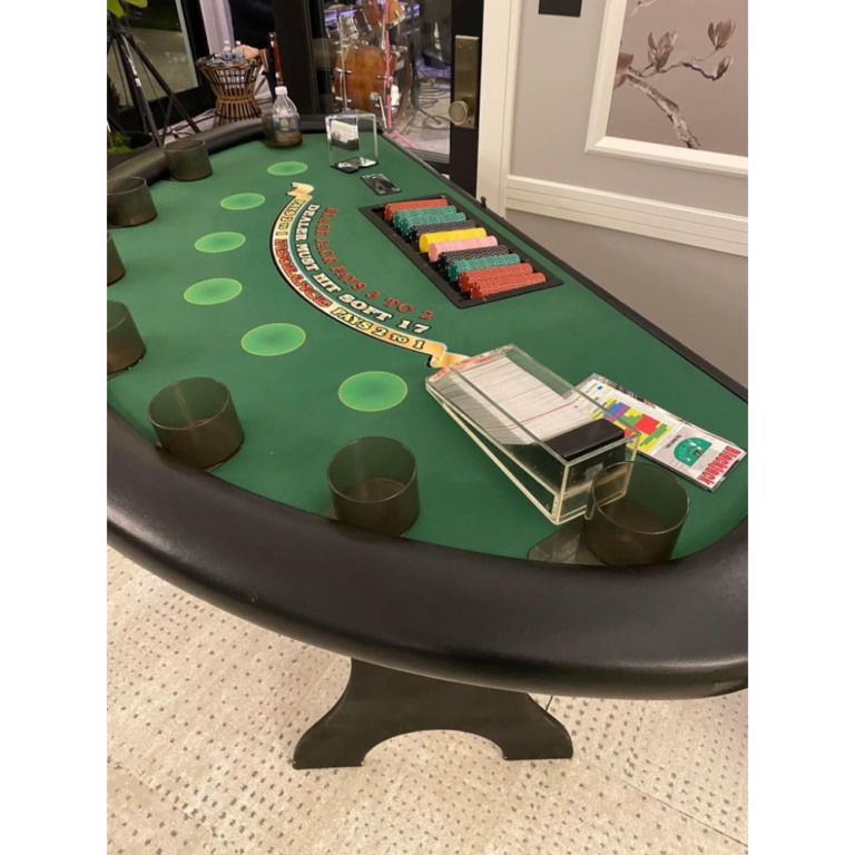 blackjack table