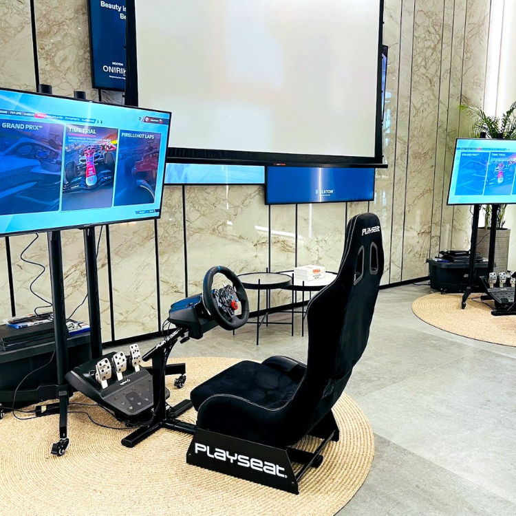 racing simulator for F1 car